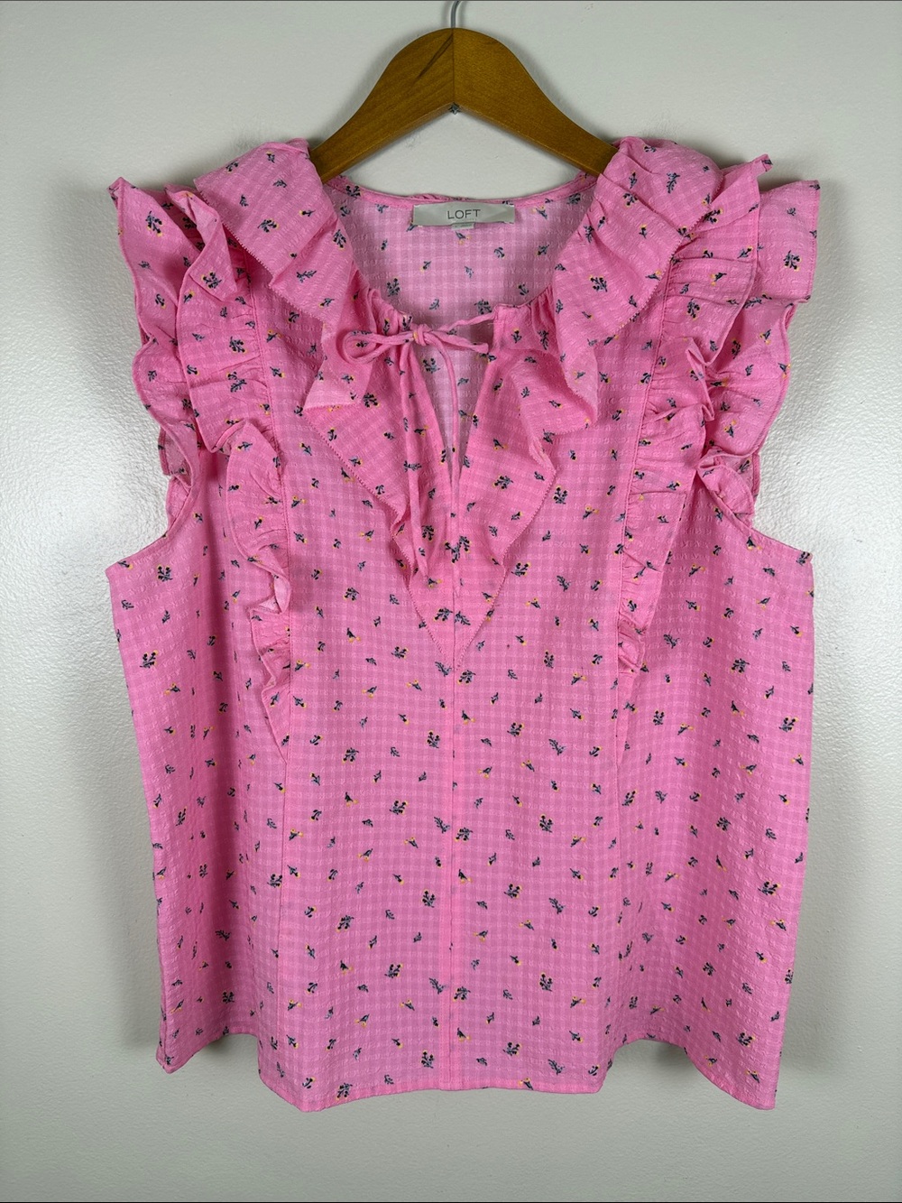 LOFT Pink Ruffled Tie-Neck Sleeveless Top. Large